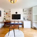 Pass The Keys Garden Apartment In Stockwell