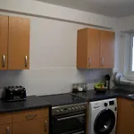 Modern 1 Bedroom In Shadwell With Balcony