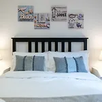 Crossharbour Canary Wharf 2 Bed Duplex Apartment