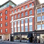 Heinze Flat 402 - One Bedroom Fourth Floor Flat By City Living London