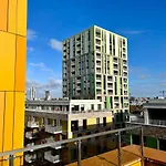 Luxury 5* Penthouse Greenwich Sleep 9 With Parking