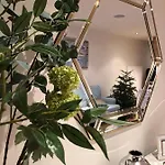 Luxury Chelsea Harbor Studio