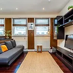 Pass The Keys - Holborn Apartment Close To Everything