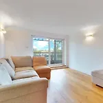 Modern 1Bed Flat Close To All London\'S Attractions