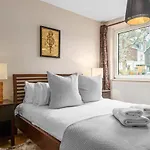 Guestready - Bright & Tranquil Putney Flat Sleeps Up To 3
