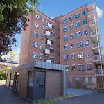 Trendy Rooms For Students Only, Southwark Park - Sk