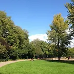 Lovely 2 Bedroom Apartment Near South Bank
