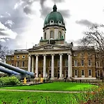 Lovely 2 Bedroom Apartment Near South Bank