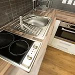 Zeni Studio, in Vauxhall London