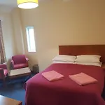 Avoca House Hotel