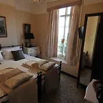 Kings Boutique Hotel