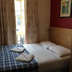 Colliers Hotel