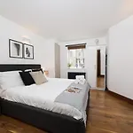 New! Big 2 Bedr/3 Beds Best Covent Garden!