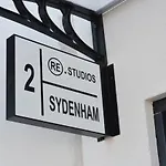 High Spec Luxury Studio Apartment In Sydenham