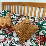 Room In Stratford With Private Bathroom And Parking