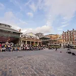 Stylish Covent Garden Apartments