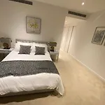 Marvelous 3 Bed Penthouse In Kewbridge