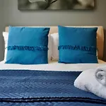Camden Reach Apartments - Bennett Suite 2 Bedroom