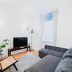 Covent Garden 2-Bedroom Apartment