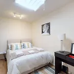 Lovely 1 bedroom flat in Wimbledon