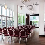Holiday Inn London Camden Lock By Ihg