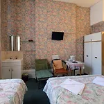 Fairways Hotel Paddington