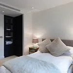 Chelsea Cascade London Flat
