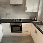 One Bedroom Flat Near Vauxhall Train Station London