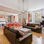 Lee Abbey London