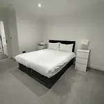 London West Ham Apartments