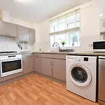 Clapham Junction - 2 Bedroom Apartment