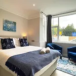 Bella\'S Place Near Wembley Stadium
