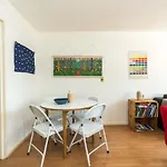 Bright Cosy Studio Close To Central London