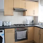 Twelve Thirty Serviced Apartments - Balham
