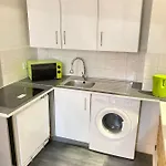 Clerkenwell Apartments By Dc London Rooms
