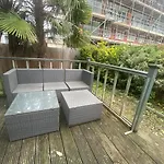 Hidden Gem In Central London Oval - Elephant And Castle