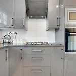 Tower Bridge Large Modern 3 Bed Apartment By London Bridge