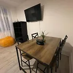 Beautiful 2 Bedroom On Tower Bridge