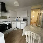 Spacious Bungalow In London, Near Central London, The Excel Centre And The O2, Ideal For Families