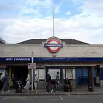 ［Olympia Museums Kensington］Studio In London