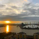 London Skylineviews 2 Bed 2 Bath Flat Near Canary Wharf, O2 & Excel
