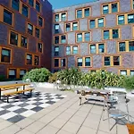 For Students Only Private Bedrooms With Shared Kitchen And Studios At Iq Haywood House In London