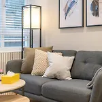 Westfield Apartment 2 Bedroom Near Notting Hill