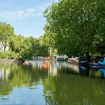 Boutique Barges