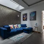 The Chiswick Villa