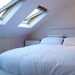 4 Bedroom Residence Hammersmith Fulham