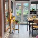 Trendy Studio In Central London