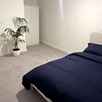 Beautiful One-Bed In White City!