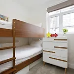 Hyde Park Mews London W2 - Zone 1