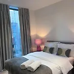 Lovely 2 Bed In Royal Wharf